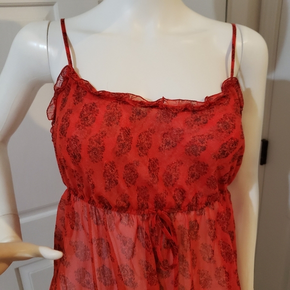 Victoria’s Secret red baby doll slip nightie size medium - Picture 2 of 7
